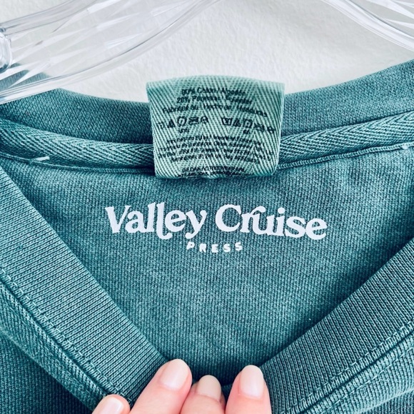 Valley Cruise Press 2XL Cactus Green Plant Crewneck Comfort Colors Sweater - Picture 5 of 5